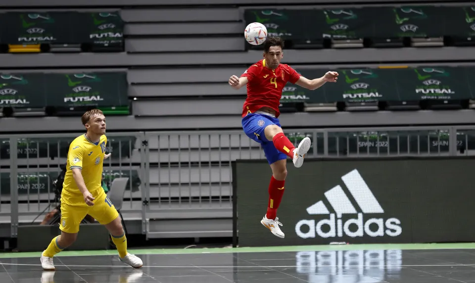 La Selección Española Sub-19 de Fútbol Sala, ante Ucrania.