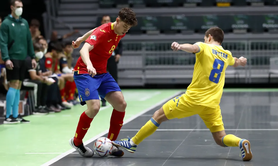 La Selección Española Sub-19 de Fútbol Sala, ante Ucrania.