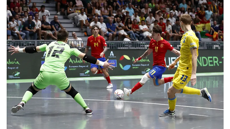 La Selección Española Sub-19 de Fútbol Sala, ante Ucrania.