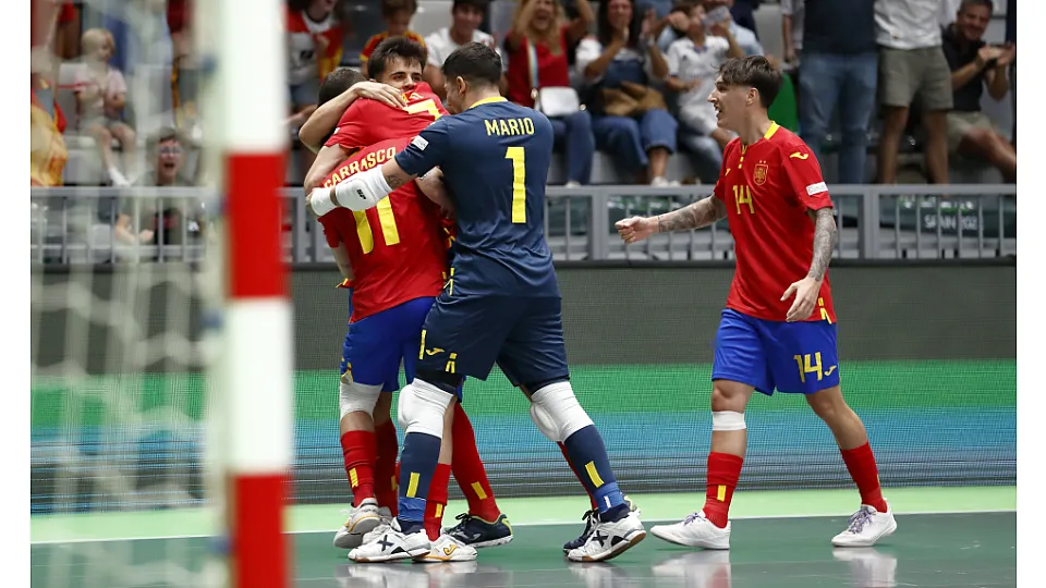La Selección Española Sub-19 de Fútbol Sala, ante Ucrania.