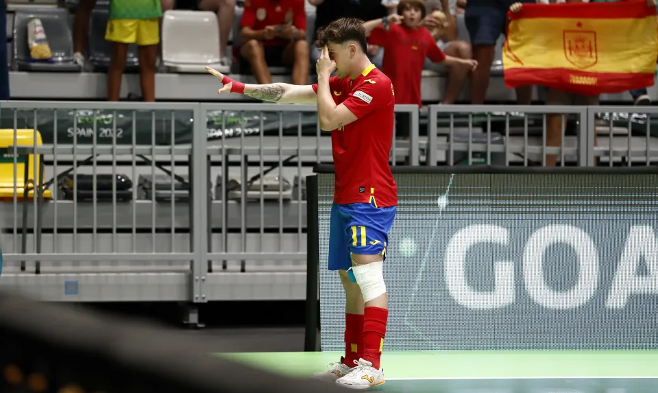 La Selección Española Sub-19 de Fútbol Sala, ante Ucrania.