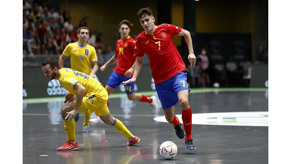 La Selección Española Sub-19 de Fútbol Sala, ante Ucrania.