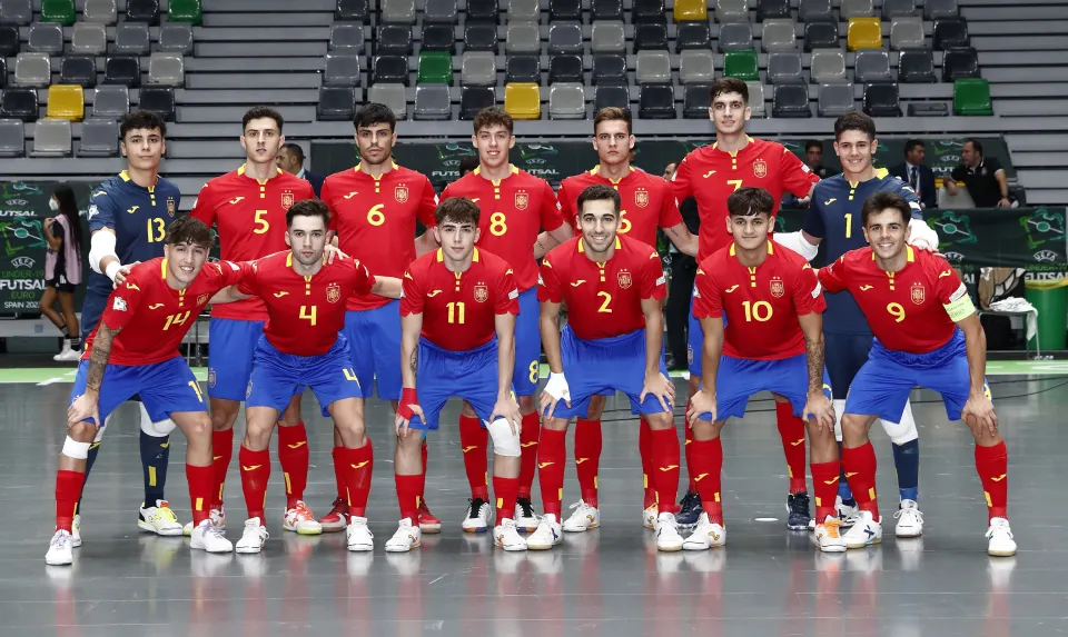 La Selección Española Sub-19 de Fútbol Sala, ante Ucrania.