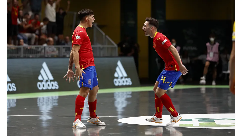 La Selección Española Sub-19 de Fútbol Sala, ante Ucrania.