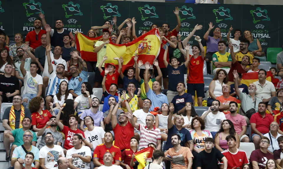 La Selección Española Sub-19 de Fútbol Sala, ante Ucrania.