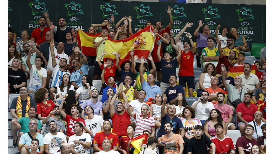 La Selección Española Sub-19 de Fútbol Sala, ante Ucrania.