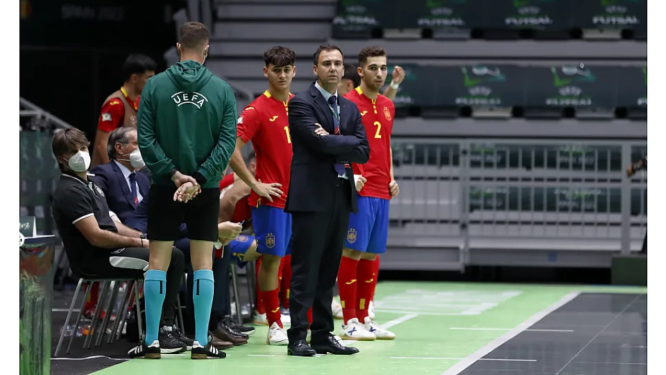 La Selección Española Sub-19 de fútbol sala, ante Polonia.