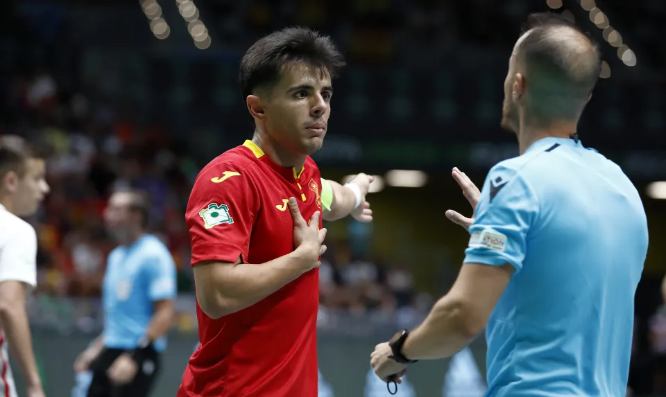 La Selección Española Sub-19 de fútbol sala, ante Polonia.