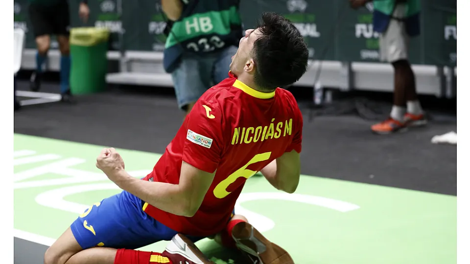 La Selección Española Sub-19 de fútbol sala, ante Polonia.