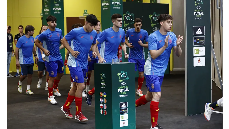 La Selección Española Sub-19 de fútbol sala, ante Polonia.