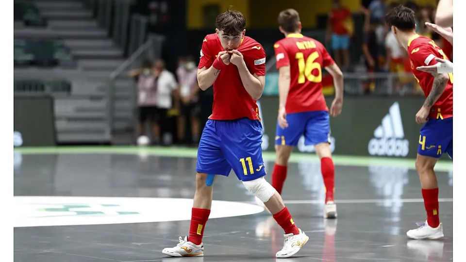 La Selección Española Sub-19 de fútbol sala, ante Polonia.