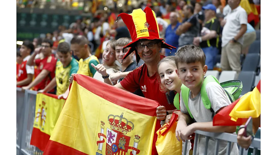 La Selección Española Sub-19 de fútbol sala, ante Polonia.