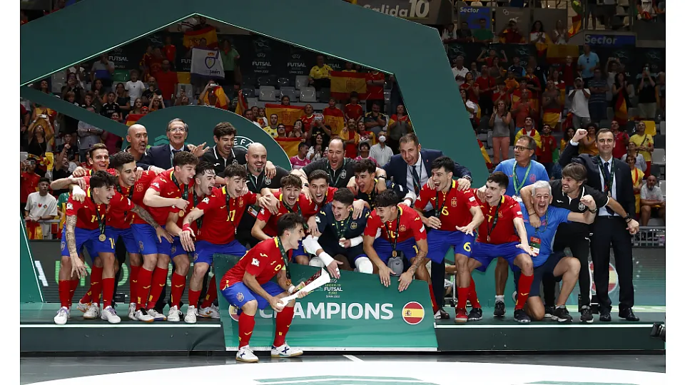 La Selección Española Sub-19 de fútbol sala, en la final del Europeo ante Portugal.