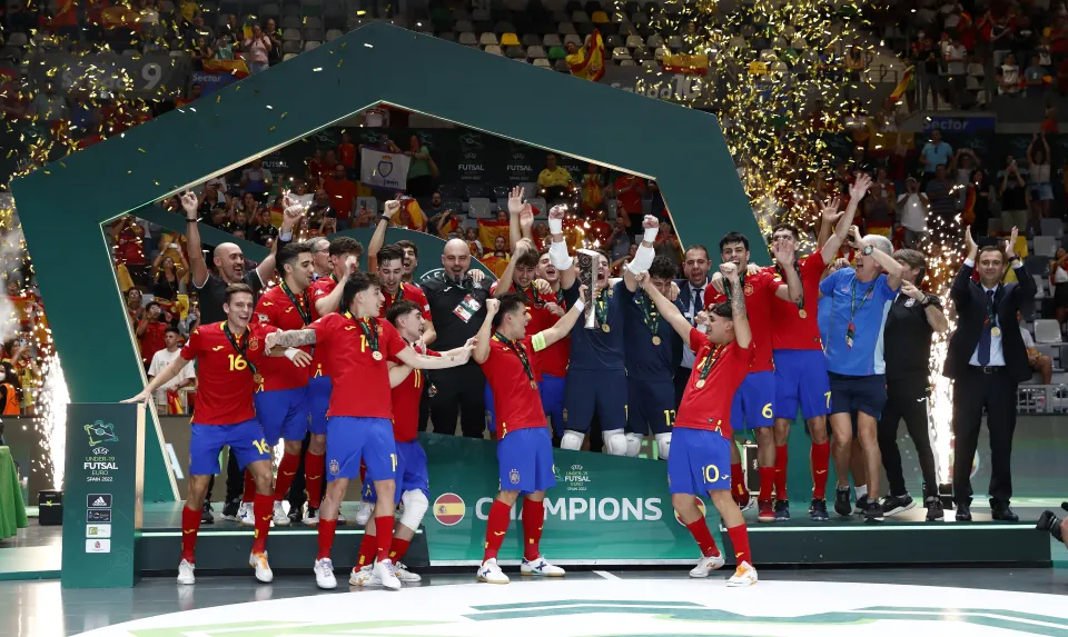 La Selección Española Sub-19 de fútbol sala, en la final del Europeo ante Portugal.