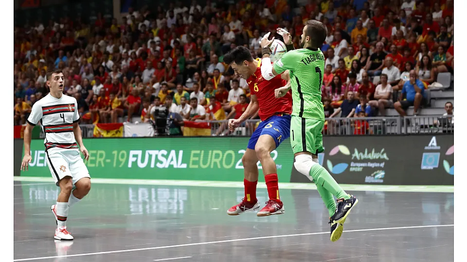 La Selección Española Sub-19 de fútbol sala, en la final del Europeo ante Portugal.