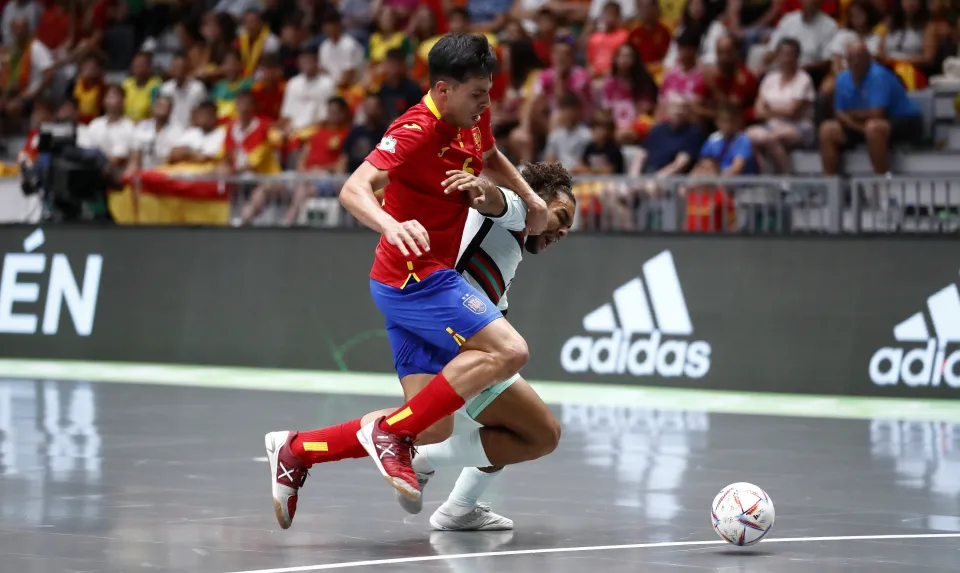 La Selección Española Sub-19 de fútbol sala, en la final del Europeo ante Portugal.