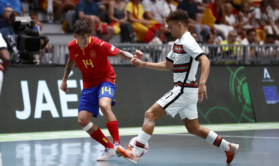 La Selección Española Sub-19 de fútbol sala, en la final del Europeo ante Portugal.