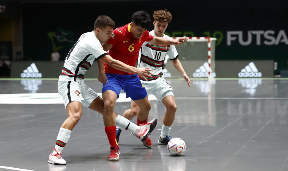 La Selección Española Sub-19 de fútbol sala, en la final del Europeo ante Portugal.