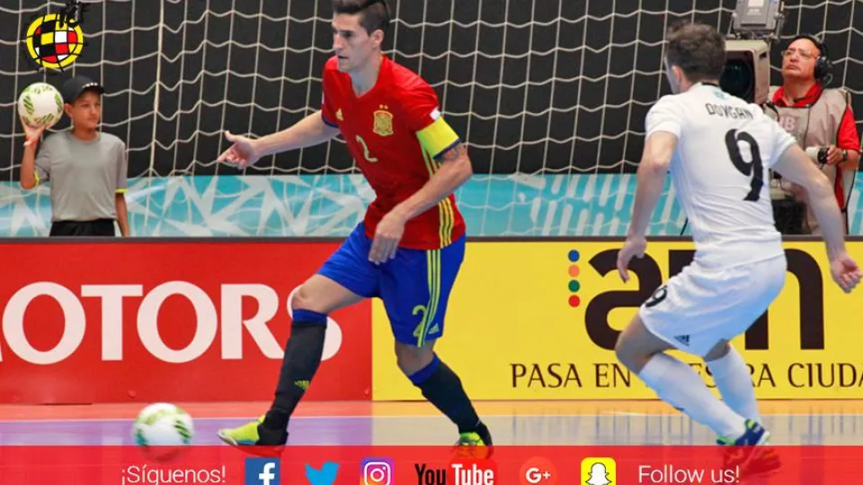El capitán de la Selección Española e Inter Movistar de Fútbol Sala, Carlos Otíz, junto a Ricardinho abrirán una escuela de tecnificación