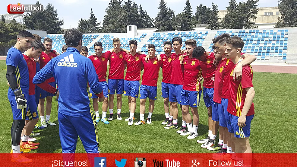¡No te pierdas las mejores imágenes del entrenamiento de Santi Denia!