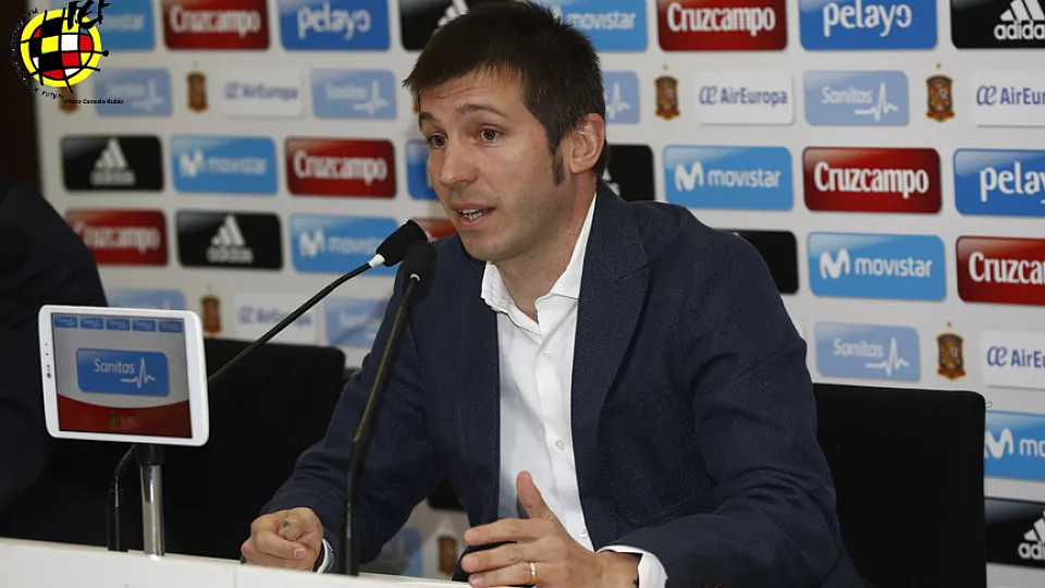 Albert Celades ofrece su lista de convocados en la Ciudad del Fútbol