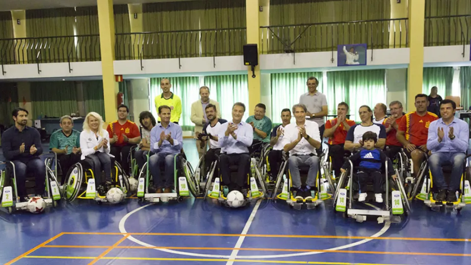 Cinco leyendas de la Selección en la presentación de A-ball