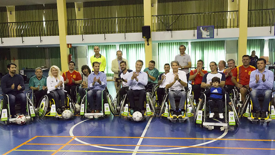 Cinco leyendas de la Selección en la presentación de A-ball
