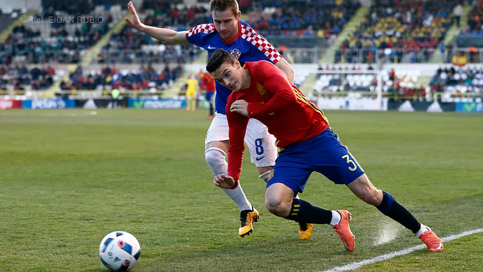 Adrián Marín durante el partido ante Croacia disputado en El Plantío