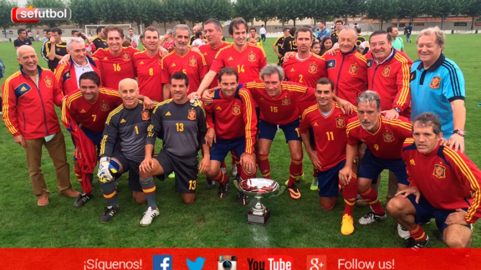 Las leyendas de la Selección posan en Navarra