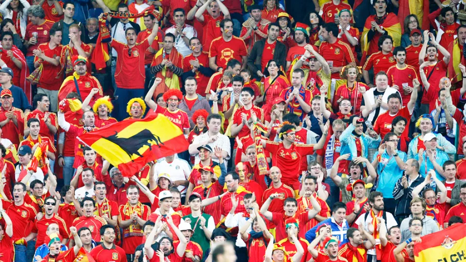 Colas para conseguir entradas del España-Croacia