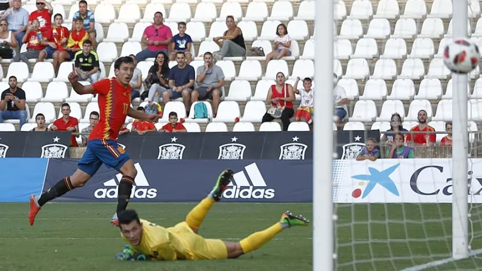 CRÓNICA | Los sub-21, clasificados para el Europeo