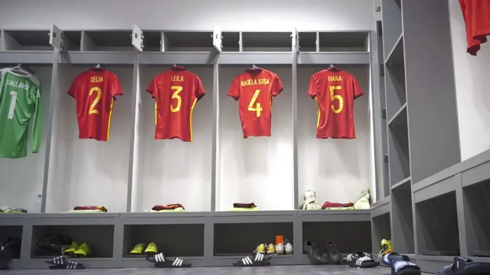 VÍDEO | Nuestras internacionales lucen sus nombres en las camisetas