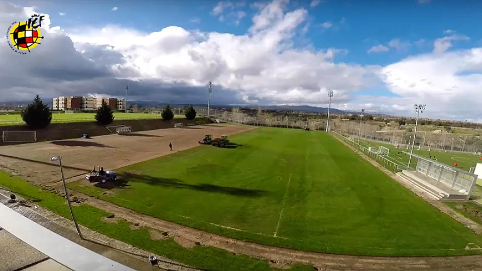 La Ciudad del Fútbol estrena césped nuevo para afrontar el Mundial de Rusia