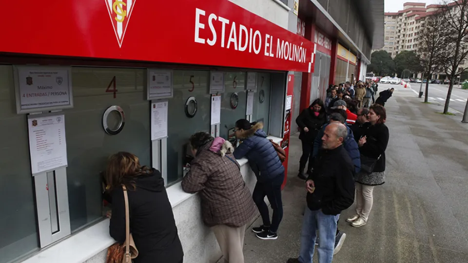 La afición asturiana se vuelca con la Selección 
