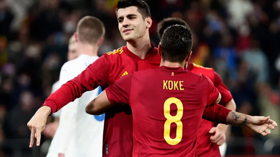 España celebra su segundo gol en Riazor