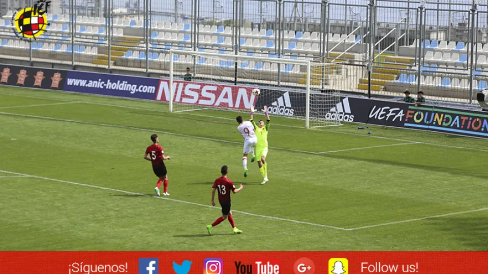 CRÓNICA | España comeinza con