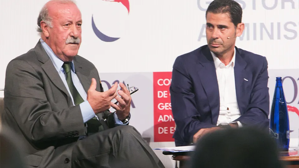 Vicente del Bosque, durante su intervención en el VII Congreso Nacional de Gestores Administrativos