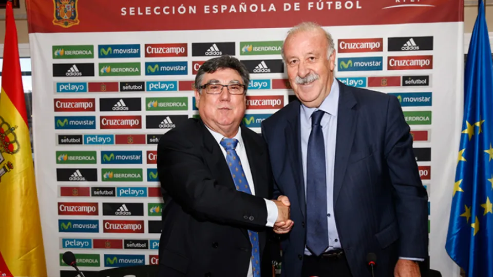 Vicente Del Bosque junto al presidente de la Federación Riojana