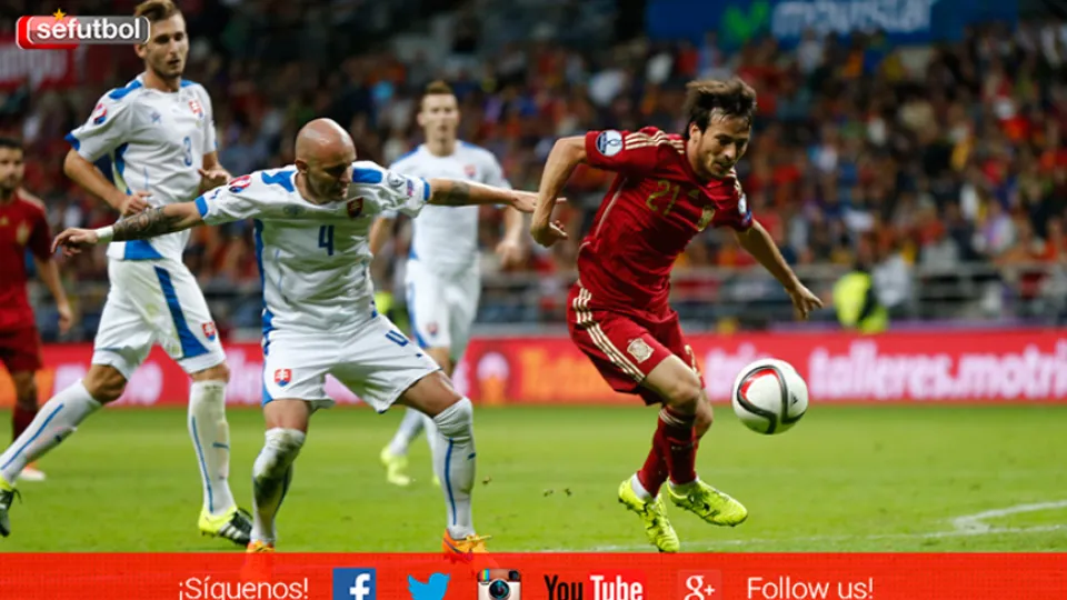 La Selección española celebra un gol