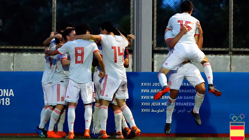 España celebra gol ante Marruecos 