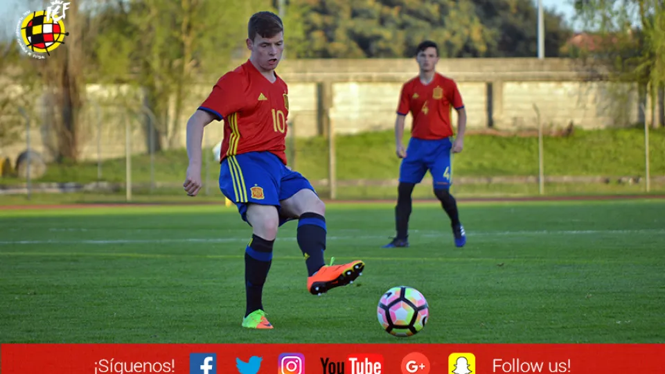 GALERÍA | Disfruta con las fotografías de la victoria española ante los polacos