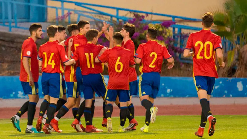CRÓNICA | La selección Sub-19 supera a Canarias en la Copa del Atlántico (0-4)