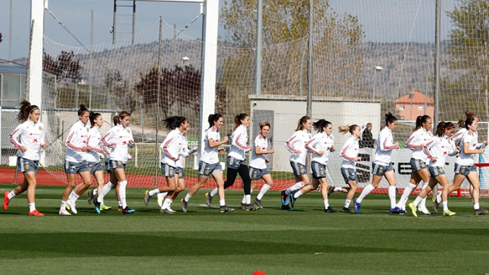 La Selección española femenina se ejercita en la Ciudad del Fútbol