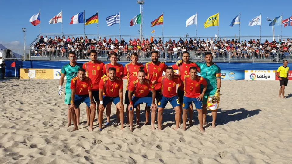 CRÓNICA | España se venga de Italia para llegar a la final en Salou 