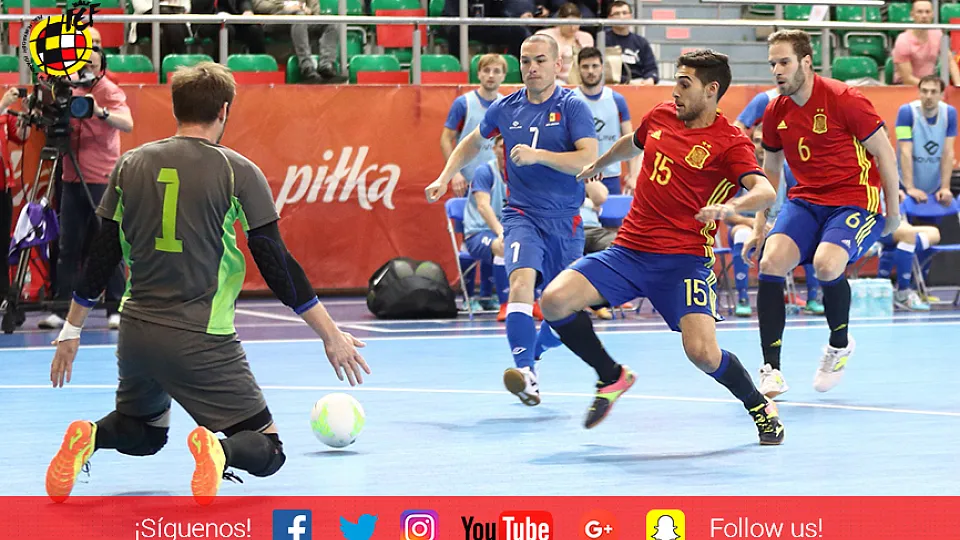 Momento del partido entre España y Moldavia disputado en Elblag (Polonia)