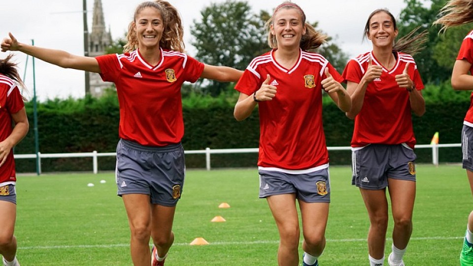 La Selección española Sub-20 femenina se entrena en Francia