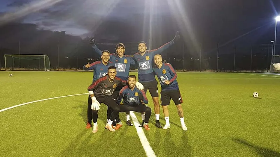Goles y paradas de todos los colores en el entreno de la Sub-21
