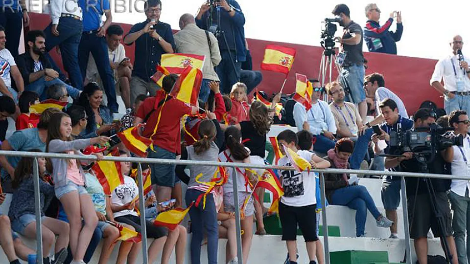 Afición española en Ré