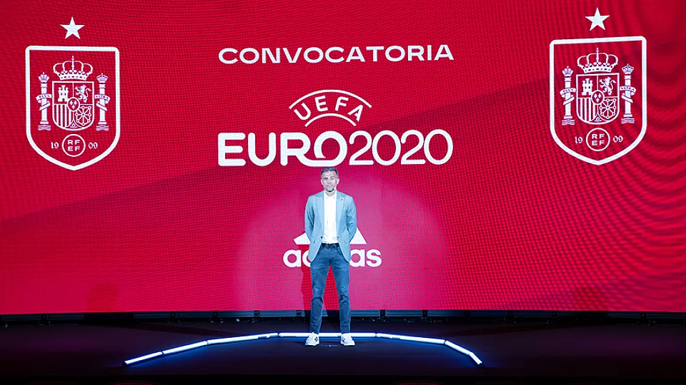 El seleccionador nacional ofrece la lista de convocados para la EURO 2020