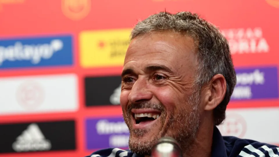 Luis Enrique durante su rueda de prensa en Praga